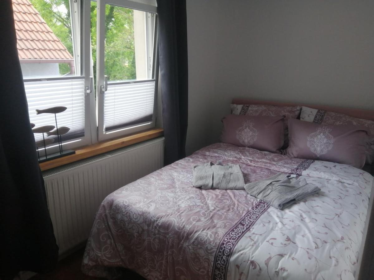 Ferienhaus Zur Alten Schleuse Wettin Exterior photo